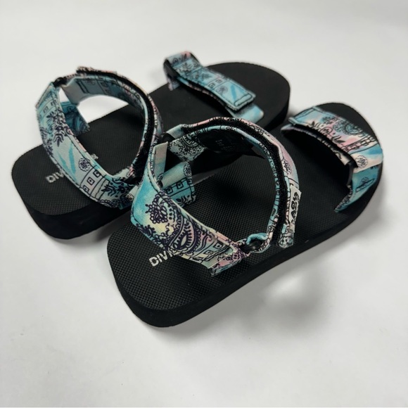 H&M DIVIDCD SANDLES SIZE: 7 - Picture 2 of 8